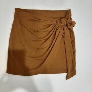 FREE WITH PURCHASE 🎁 Camel side tie comfy cotton mini skirt